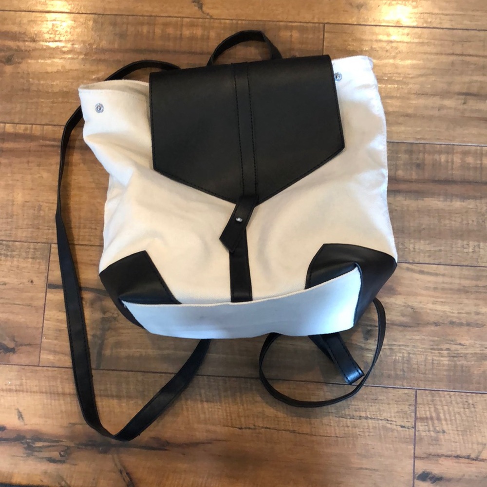 Deuce Lux backpack